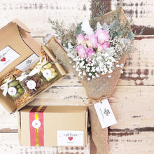 Load image into Gallery viewer, Signature Bouquet To You (Purple Design)