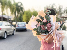 Load image into Gallery viewer, Prestige Bouquet To You (Cappuccino Eucalyptus Design Prestige Design)