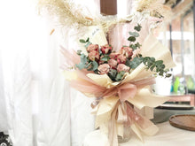 Load image into Gallery viewer, Prestige Bouquet To You (Cappuccino Roses & Eucalyptus Style Wrap )