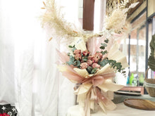 Load image into Gallery viewer, Prestige Bouquet To You (Cappuccino Roses & Eucalyptus Style Wrap )