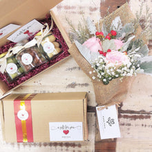 Load image into Gallery viewer, Signature Bouquet To You (Roses Pink Silver Leaf Design)