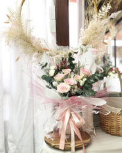 Load image into Gallery viewer, Prestige Bouquet To You (Pink Kenya 2 Tone Roses Style Wrap Design )