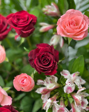 Load image into Gallery viewer, Congratulatory Flower Stand To You ( Roses Red Pink Design)