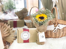 Load image into Gallery viewer, Signature Bouquet To You (Sunflower Baby Breath Design)
