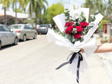 Load image into Gallery viewer, Premium Bouquet To You (Red Roses White Elegance Wrap Bouquet To You)
