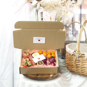 Fruity Gift Box To You (Apple, Plum, Mini Oranges, Strawberry)