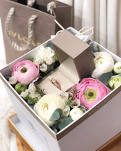 Load image into Gallery viewer, Flower Box With Gift ( Ranunculus Design)