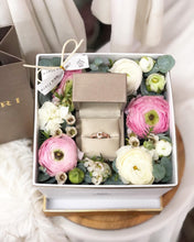 Load image into Gallery viewer, Flower Box With Gift ( Ranunculus Design)