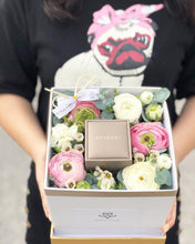 Load image into Gallery viewer, Flower Box With Gift ( Ranunculus Design)
