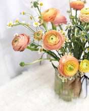 Load image into Gallery viewer, Flower Jar To You (Ranunculus Chamomile Jar Design)