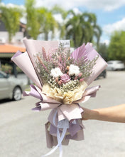 Load image into Gallery viewer, Prestige Wrap Preserved Roses To You (1 Rose Tri-Color Design)