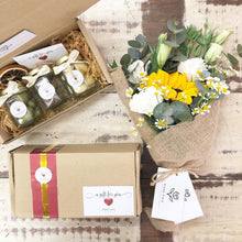 Load image into Gallery viewer, Premium Signature Bouquet To You (Sunflower Chamomile Design)