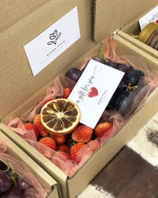 Load image into Gallery viewer, Fruity Gift Box To You (Strawberry & Red Grapes)