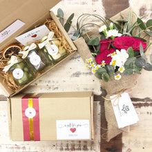 Load image into Gallery viewer, Premium Signature Bouquet To You (Red Roses Chamomile Design)