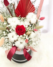 Load image into Gallery viewer, Everlasting Hot Air Baloon To You (Preserved Red Roses Flower + Cotton Flower)