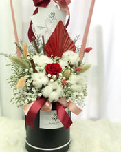 Load image into Gallery viewer, Everlasting Hot Air Baloon To You (Preserved Red Roses Flower + Cotton Flower)