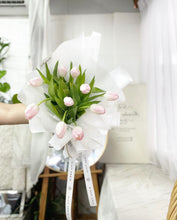 Load image into Gallery viewer, Valentine's Prestige Bouquet To You  (Pink Tulip  Style Wrap Design )