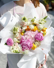 Load image into Gallery viewer, Premium Prestige Bouquet To You (Hydrangea, Peonies, Ranunculus White Wrap Bouquet To You)
