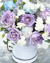 Load image into Gallery viewer, Flower Box To You (Purple White Design)
