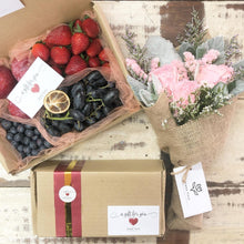 Load image into Gallery viewer, Signature Bouquet To You (Roses Pink Silver Leaf Design)