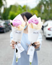 Load image into Gallery viewer, Prestige Bouquet To You (Peony White Wrap To You)