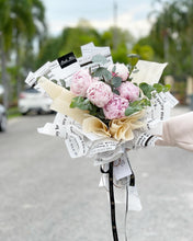 Load image into Gallery viewer, Prestige Bouquet To You (Peonies Style Wrap To You)