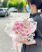Load image into Gallery viewer, Prestige XL Bouquet To You (Round Ethiopian Pink White 33 Roses)
