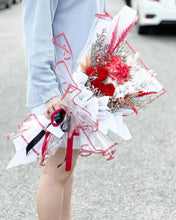 Load image into Gallery viewer, Prestige Wrap Preserved Roses To You (3 Roses & Hydrangea Red Design)