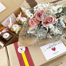 Load image into Gallery viewer, Premium Signature Bouquet To You (Cappuccino Roses Silver Leaf Design)