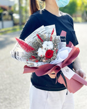 Load image into Gallery viewer, Preserved Flower To You ( 1 Red Rose, Cotton Flower, Casphia, Wheat, Ruscus Design)