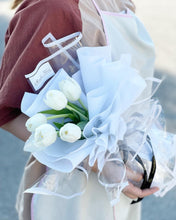 Load image into Gallery viewer, Prestige Bouquet To You (Tulip White Series-5 Stalks Style Wrap Design)