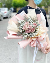 Load image into Gallery viewer, Prestige Bouquet To You (Cappuccino Silver Leaf Design)