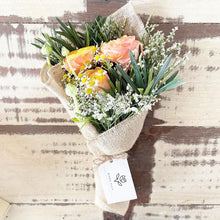 Load image into Gallery viewer, Exclusive Signature Bouquet To You (Ranunculus Orange Design)(Seasonal Flower)