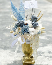 Load image into Gallery viewer, Preserved Flowers Vase To You (3 Roses + Hydrangea Design Blue White)