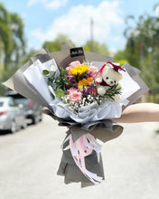 Load image into Gallery viewer, Prestige Wrap To You - Sunflower, Roses, Statice, Bany Breath, Eucalyptus, Bear Grass Erasmus Darwin