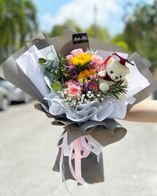 Load image into Gallery viewer, Prestige Wrap To You - Sunflower, Roses, Statice, Bany Breath, Eucalyptus, Bear Grass Erasmus Darwin