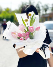 Load image into Gallery viewer, Prestige Bouquet To You (Tulip Pink Series)