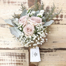 Load image into Gallery viewer, Exclusive Signature Bouquet To You (Quicksand Roses Silver Leaf Design)