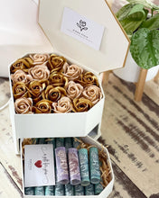 Load image into Gallery viewer, Everlasting Soap Flowers Diamond Box (Gold Earth Color Money Cash Giftbox)