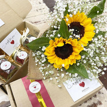 Load image into Gallery viewer, Signature Bouquet To You (Sunflower Baby Breath Design)