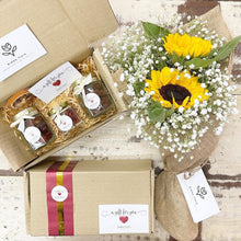 Load image into Gallery viewer, Signature Bouquet To You (Sunflower Baby Breath Design)