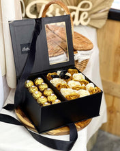 Load image into Gallery viewer, Everlasting Soap Flowers Box (Gold Champagne Feraro Rocher Giftbox)