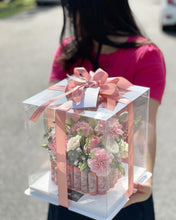 Load image into Gallery viewer, Cake Style Flower Money Box To You (Pink Mixture Flower In Transparent Box Design)