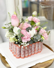 Load image into Gallery viewer, Cake Style Flower Money Box To You (Pink Mixture Flower In Transparent Box Design)