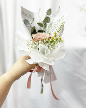 Load image into Gallery viewer, Prestige Bouquet To You (Single Stalk Cappuccino Roses & Eucalyptus Style Wrap )