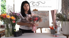 Load image into Gallery viewer, Basic FRONT FACADE Style Floral Arrangement Bouquet Making