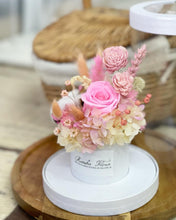 Load image into Gallery viewer, Flower Box To You (Preserved Flowers Roses Soft Pink, Hydrangea White & Assorted Dried Flowers Collection)