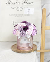 Load image into Gallery viewer, Everlasting Soap Flower Box To You - 33 Roses (Purple Design)