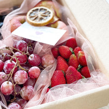 Load image into Gallery viewer, Fruity Gift Box To You ( Red Apples, Red Grapes, Blueberry, Strawberry)