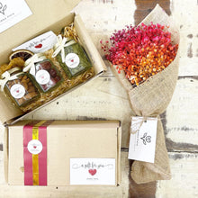 Load image into Gallery viewer, Signature Bouquet To You (Baby Breath Pink Red Tone Design)